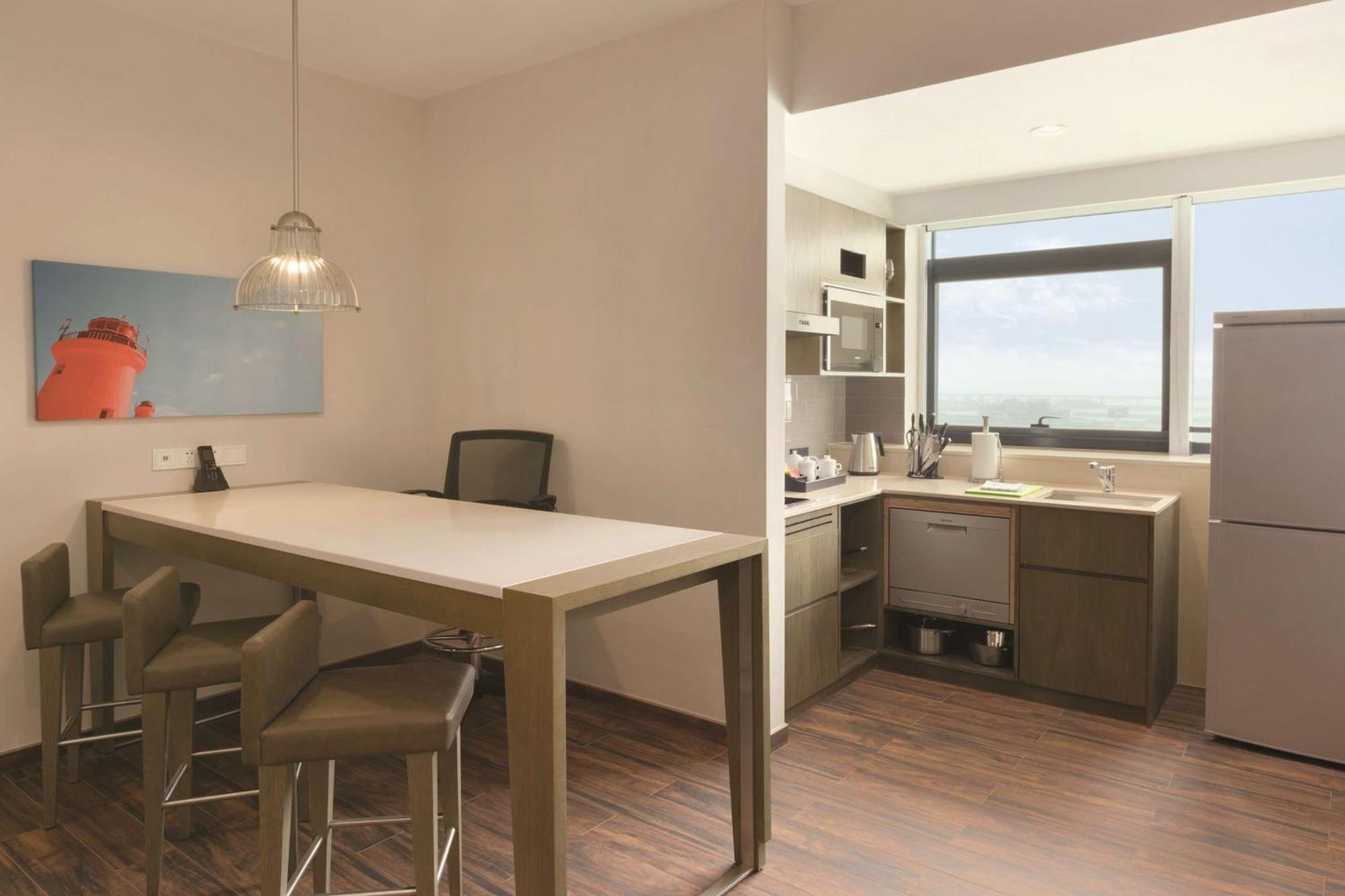 Hyatt House Shenzhen Airport Hotell Eksteriør bilde